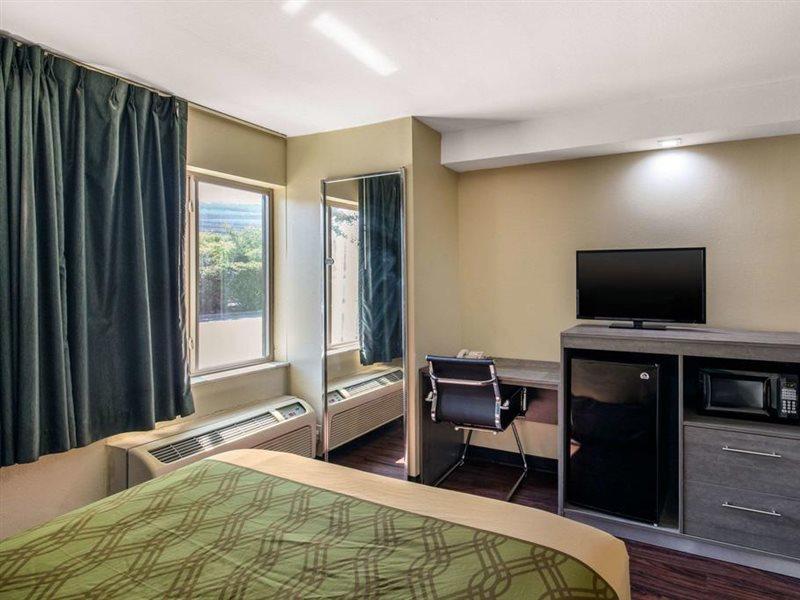 Quality Inn & Suites Richardson-Dallas Eksteriør billede