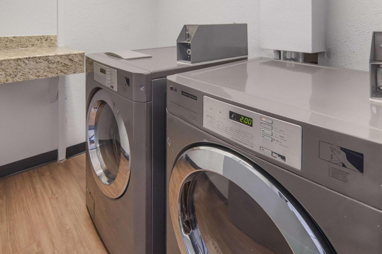 Quality Inn & Suites Richardson-Dallas Eksteriør billede